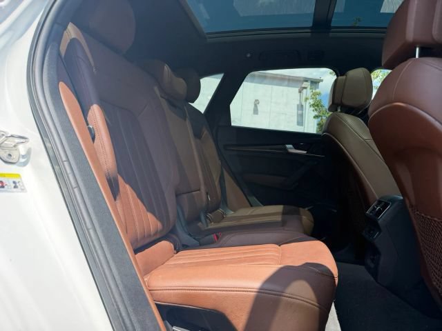 Used 2018 Audi Q5 2.0T Premium AWD/4WD image 14
