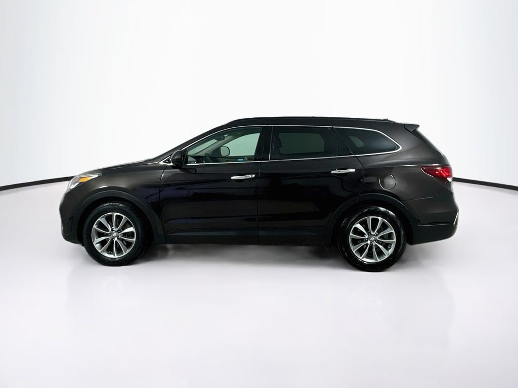 Used 2018 Hyundai Santa Fe SE AWD/4WD image 4