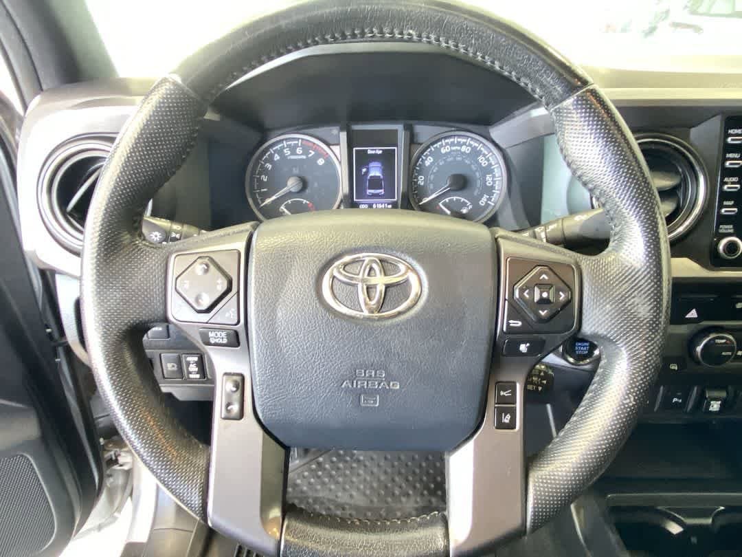 Certified 2020 Toyota Tacoma TRD Off-Road w/ TRD Premium Off Road Package AWD/4WD image 17