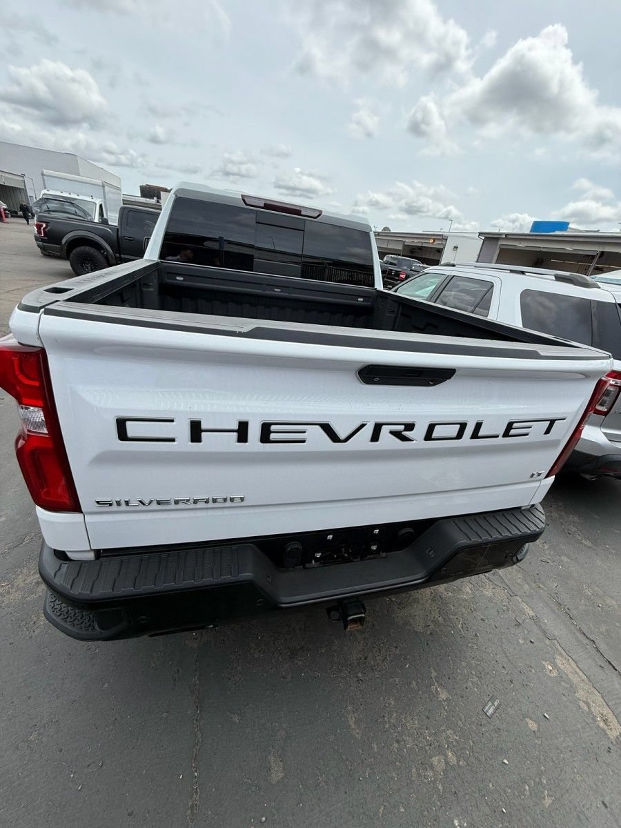 Used 2021 Chevrolet Silverado 1500 LT Trail Boss w/ Convenience Package II AWD/4WD image 5