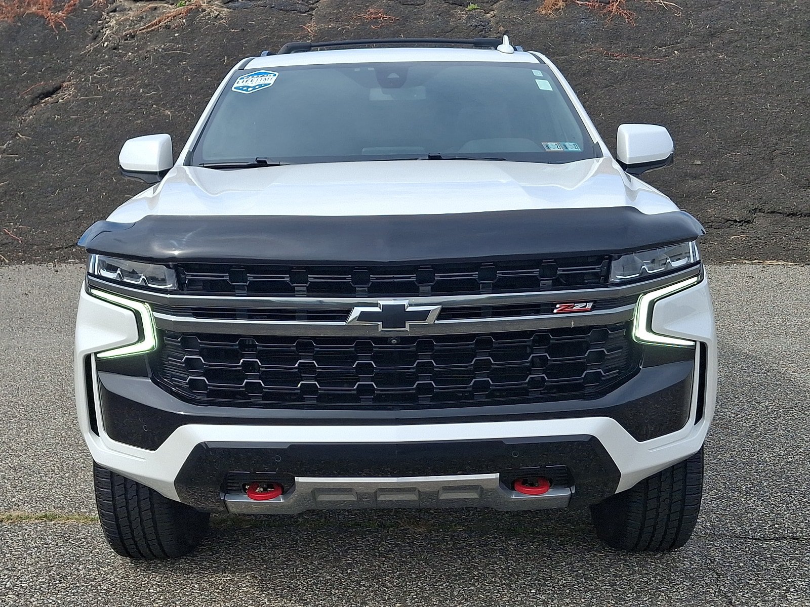 Used 2021 Chevrolet Tahoe Z71 w/ Luxury Package AWD/4WD image 2