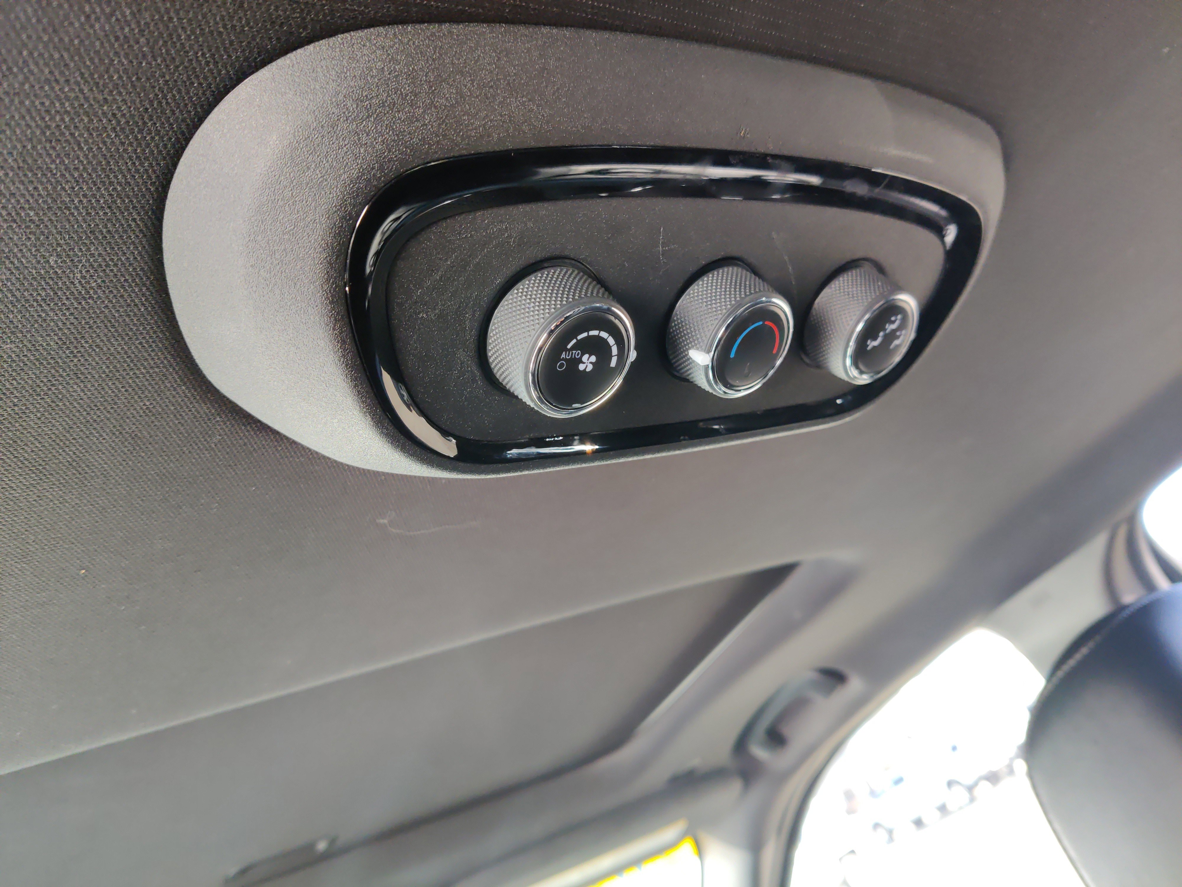 Used 2021 Dodge Durango R/T w/ Blacktop Package image 33