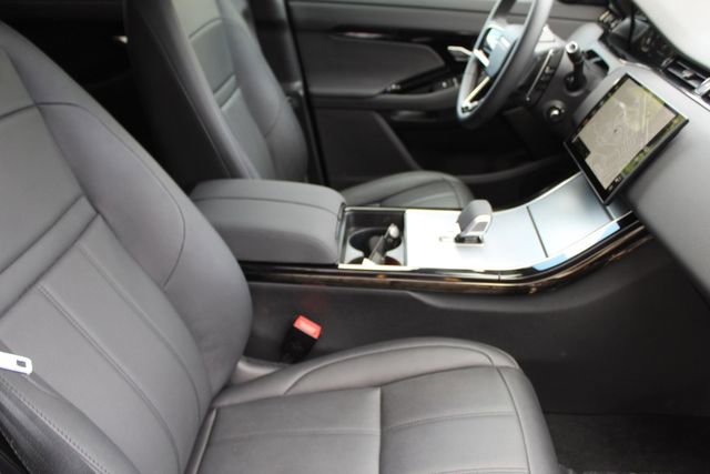 Used 2025 Land Rover Range Rover Evoque S image 3