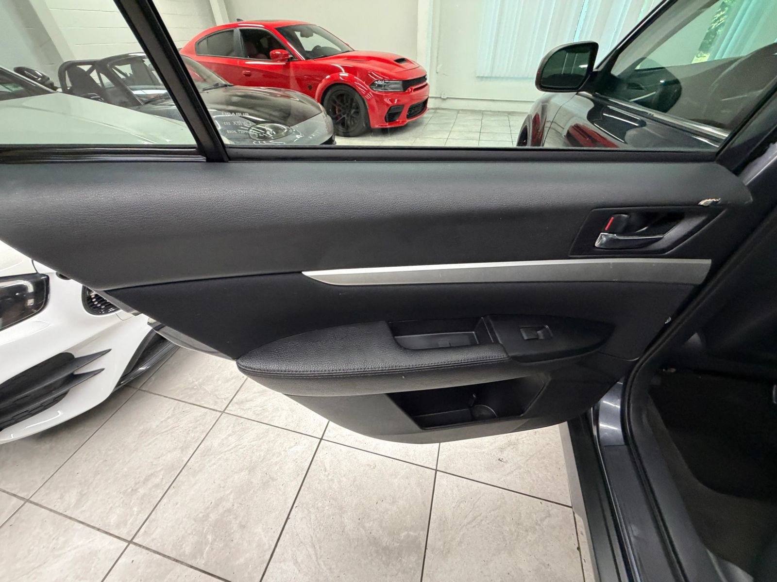 Used 2012 Subaru Outback 2.5i Premium AWD/4WD image 15