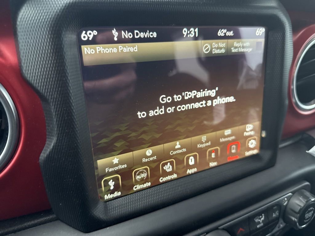 Used 2023 Jeep Gladiator Rubicon w/ LED Lighting Group image 2