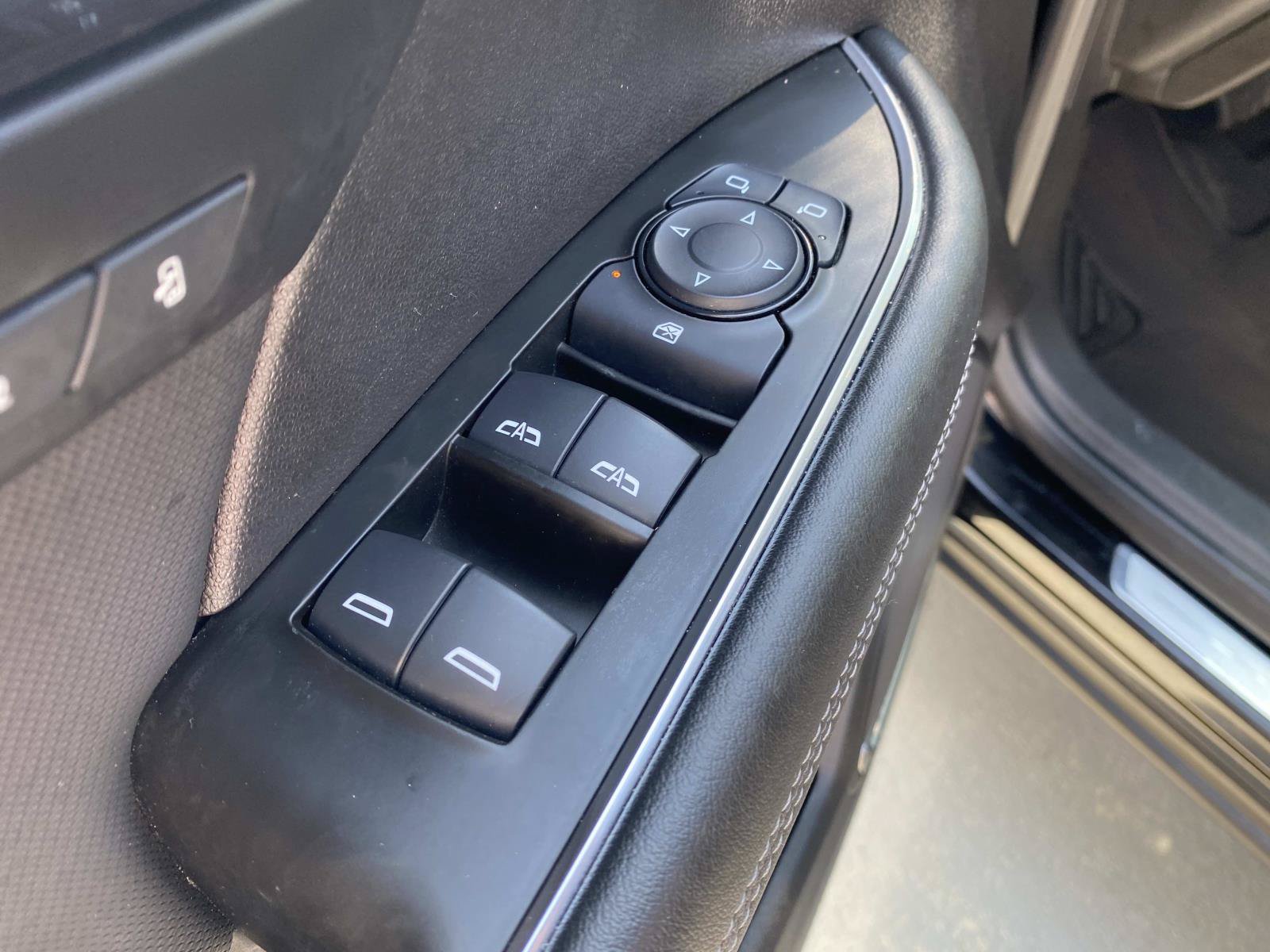 Used 2024 Buick Envision Preferred AWD/4WD image 16