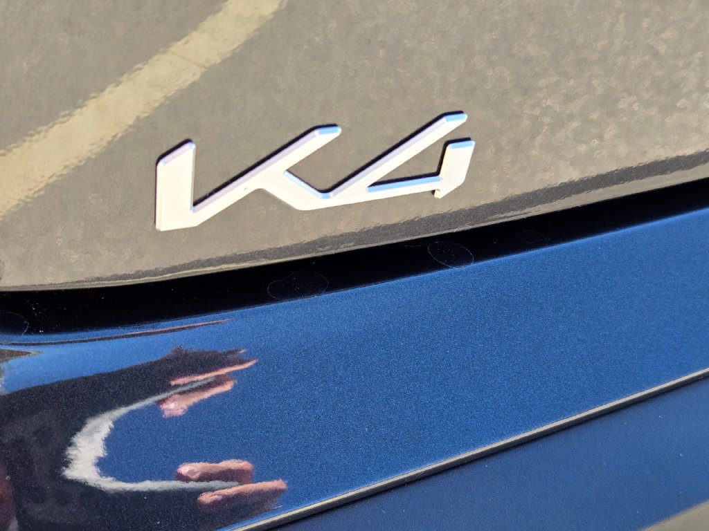 Certified 2025 Kia K4 GT-Line Turbo FWD image 12