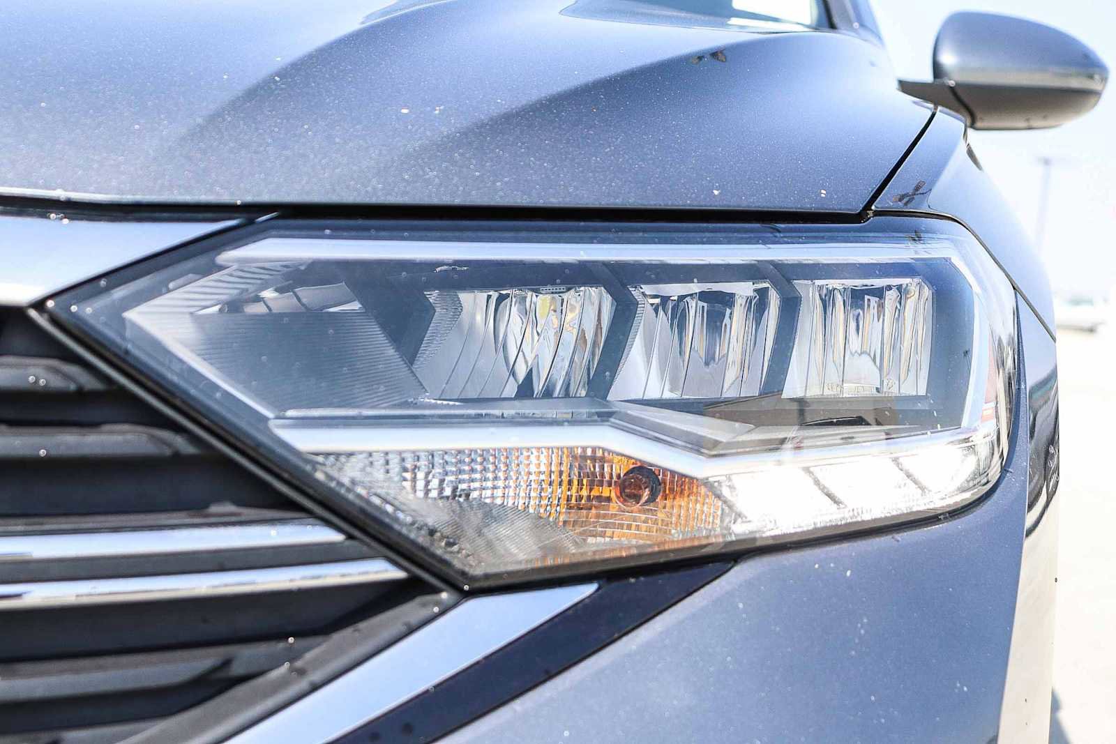 Used 2024 Volkswagen Jetta SE image 7