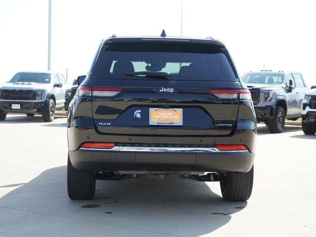 Certified 2023 Jeep Grand Cherokee Limited AWD/4WD image 8