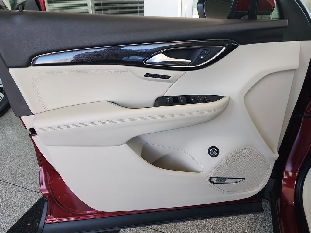 Certified 2021 Buick Envision Essence w/ Technology Package I image 22