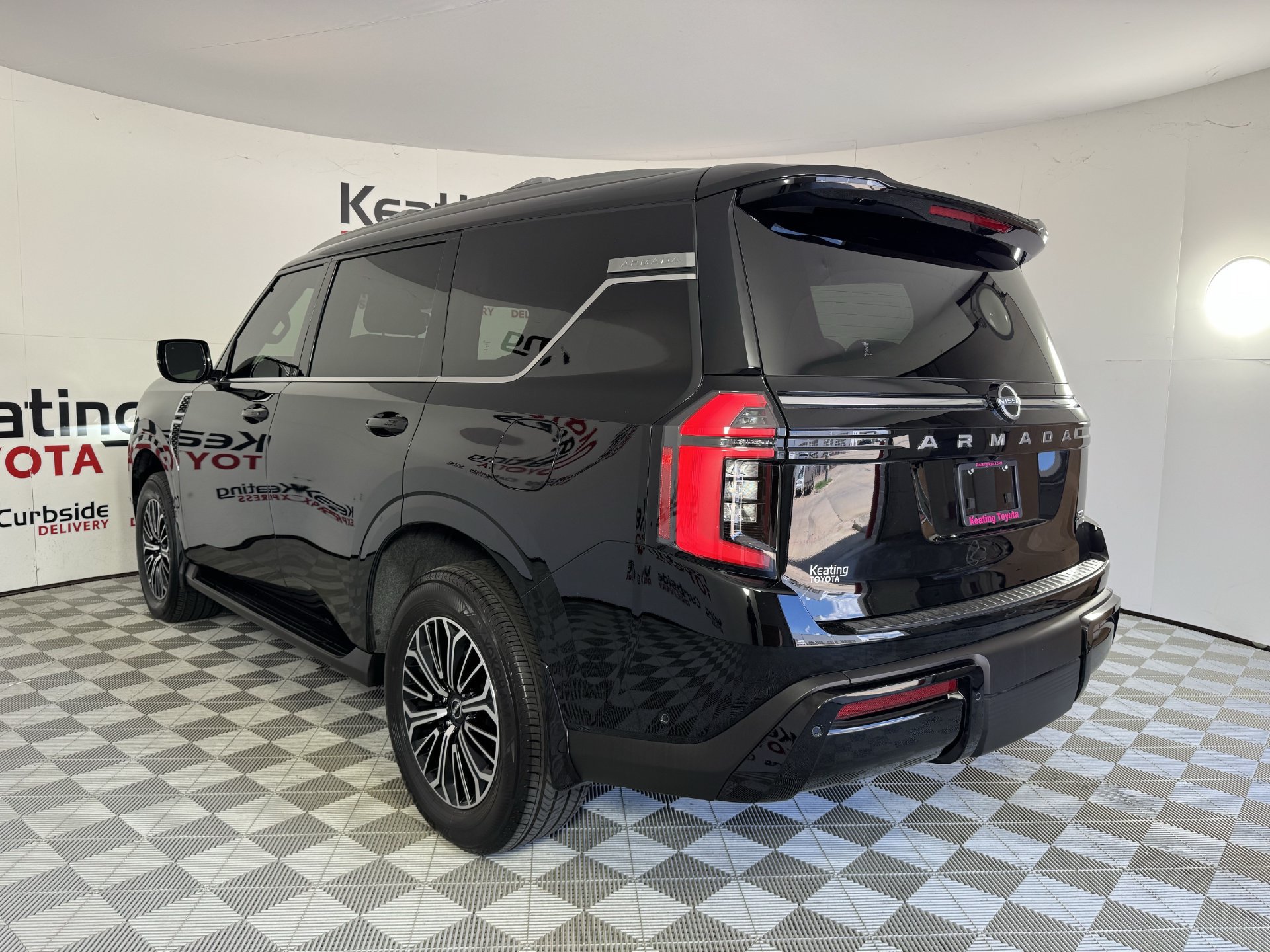 Used 2026 Nissan Armada SL AWD/4WD image 7