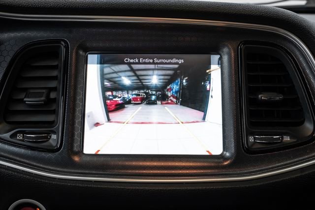 Used 2016 Dodge Challenger SRT w/ Technology Group image 32