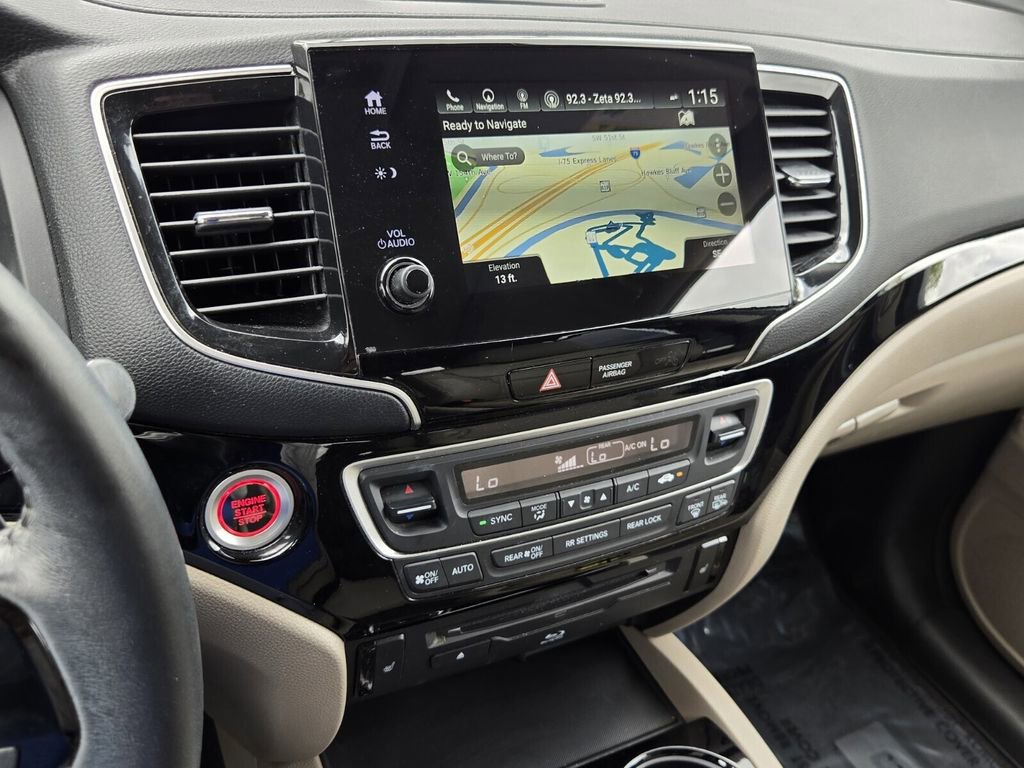 Certified 2022 Honda Pilot Touring image 23
