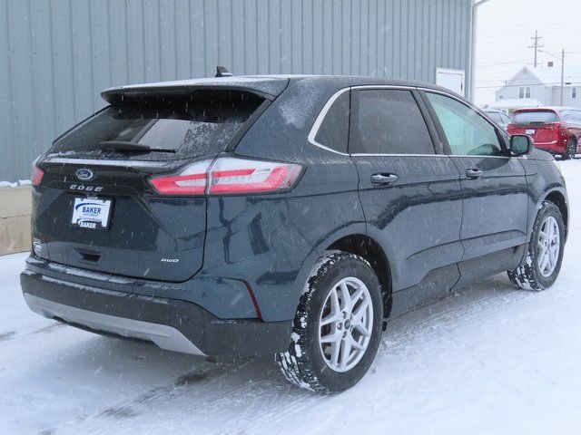 Used 2023 Ford Edge SEL image 3
