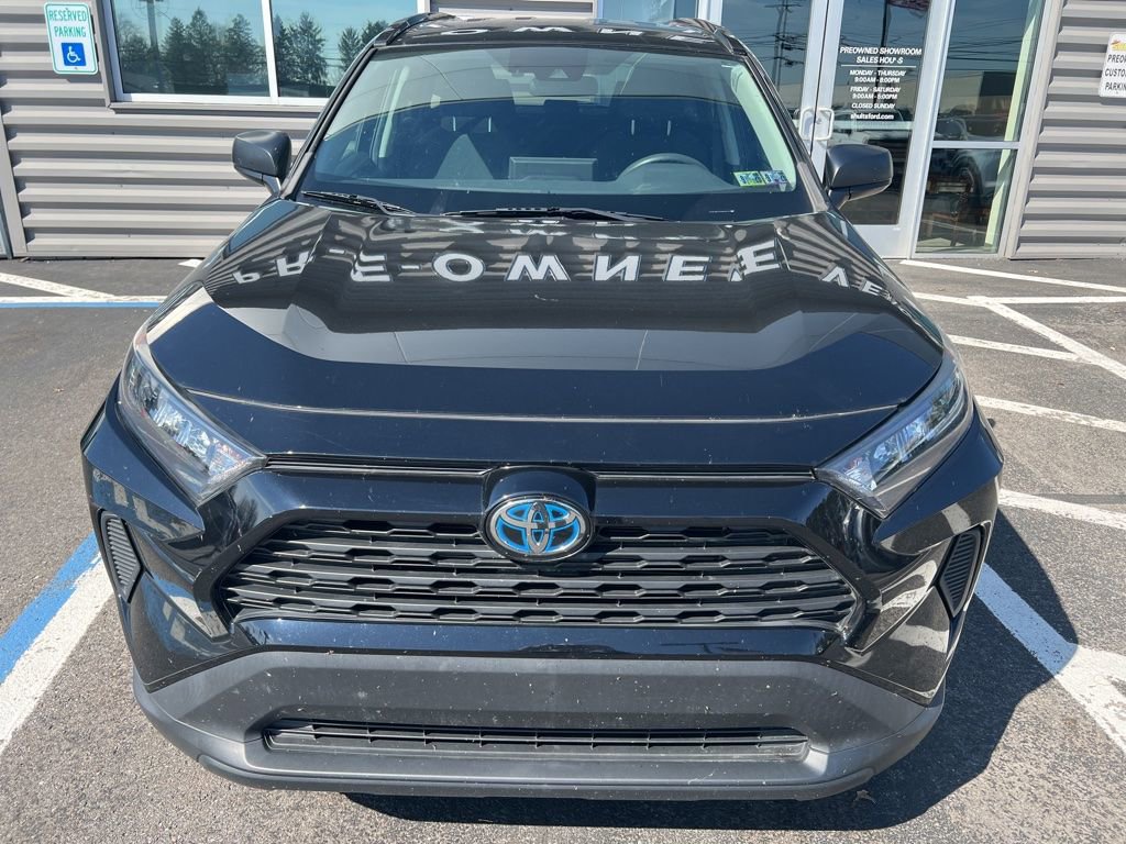 Used 2019 Toyota RAV4 LE video 2