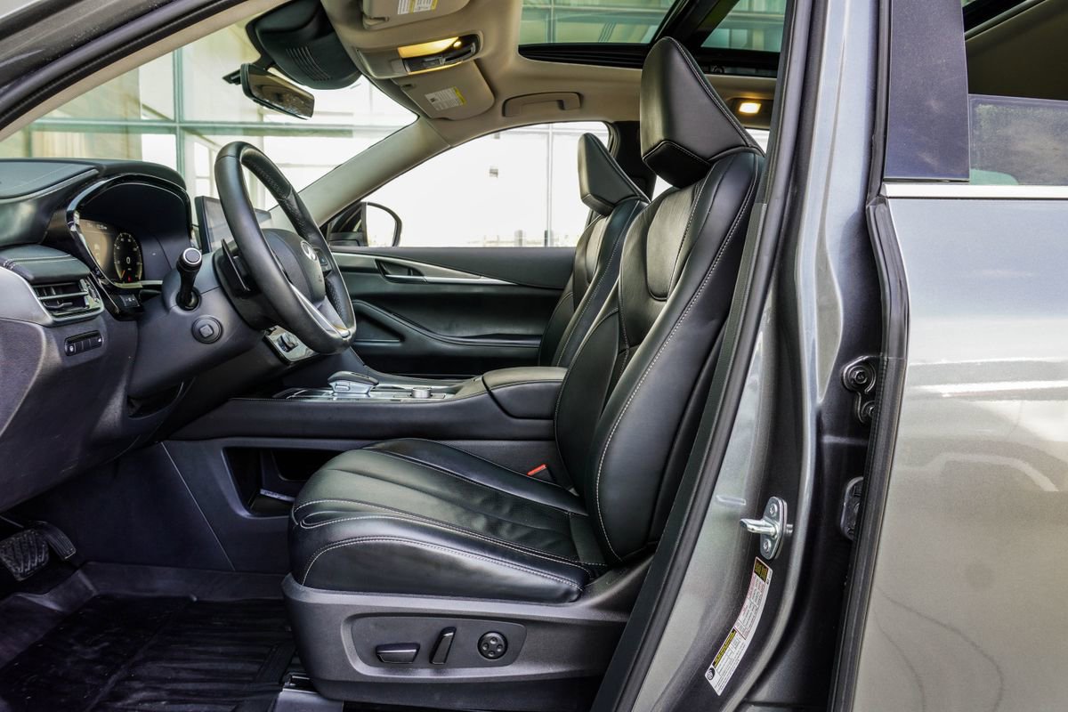 Certified 2023 INFINITI QX60 Luxe w/ Cargo Package image 38