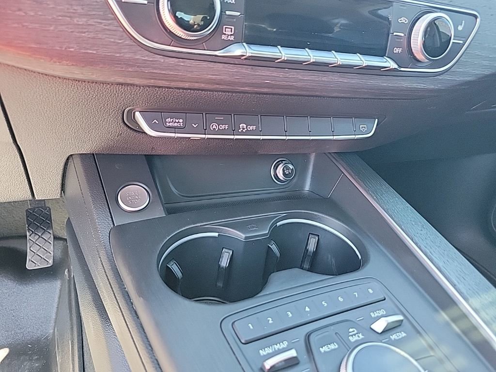 Used 2018 Audi A4 2.0T Ultra Premium FWD image 27