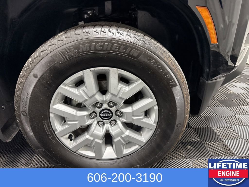 Used 2024 Nissan Frontier SV w/ SV Convenience Package AWD/4WD image 6