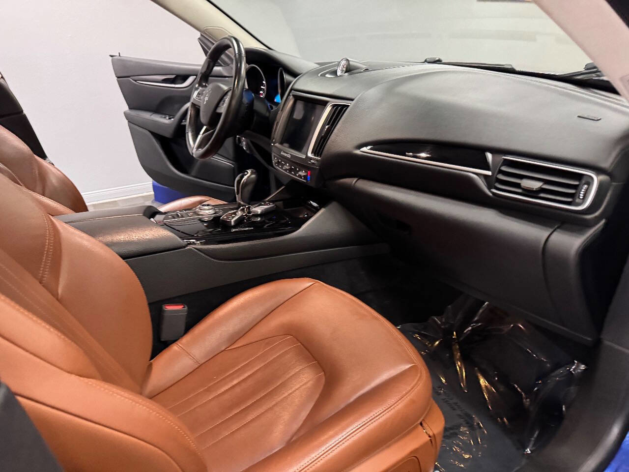 Used 2017 Maserati Levante image 57