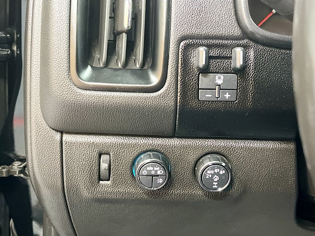 Used 2021 Chevrolet Colorado ZR2 w/ ZR2 Midnight Special Edition AWD/4WD image 10