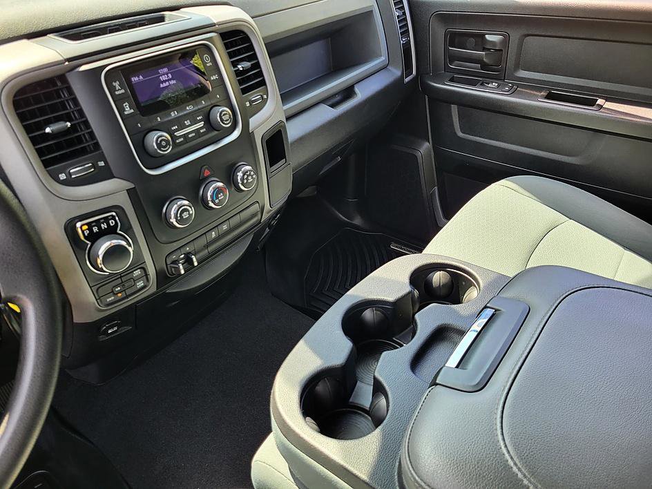Used 2017 RAM 1500 Express AWD/4WD image 15
