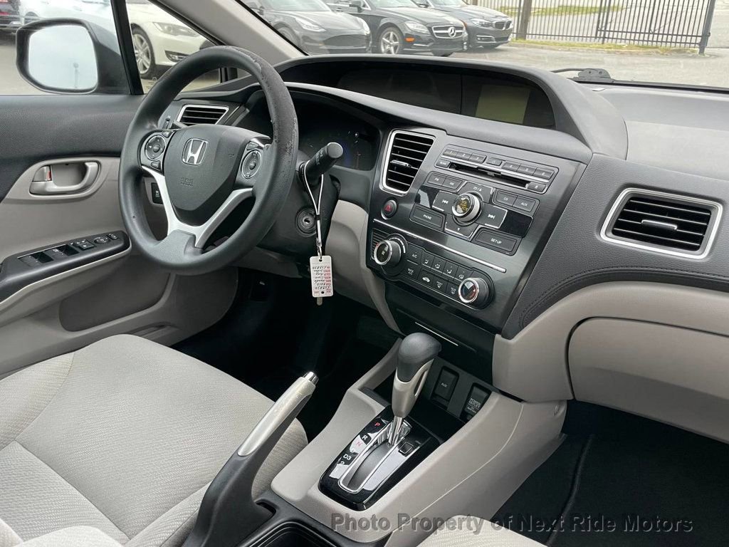 Used 2013 Honda Civic HF image 16