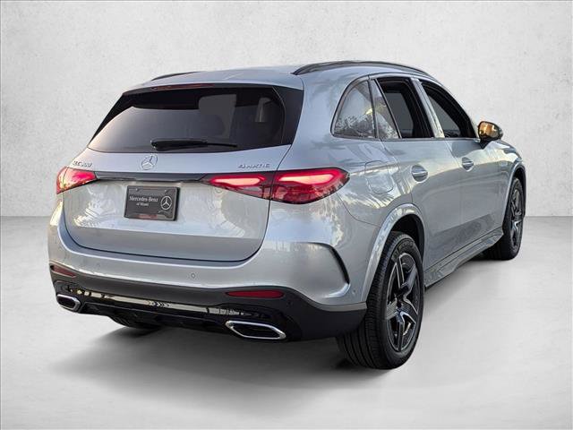 Used 2026 Mercedes-Benz GLC 300 4MATIC image 5
