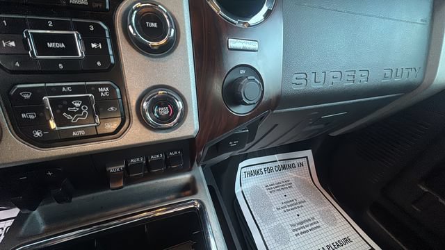Used 2014 Ford F250 Lariat w/ Lariat Interior Package AWD/4WD image 26