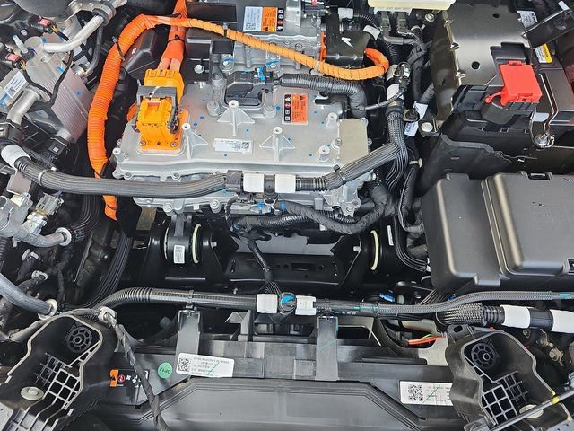 New 2026 Cadillac Optiq Sport 2 w/ LPO, Floor Liner Package image 29