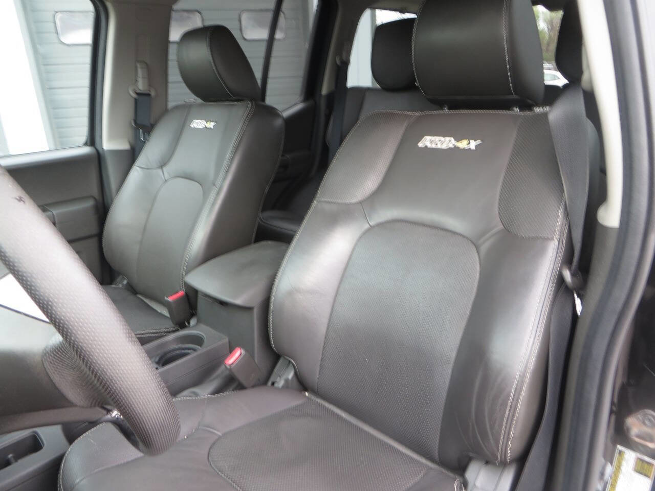 Used 2015 Nissan Xterra PRO-4X w/ Pro-4x Leather Package image 45
