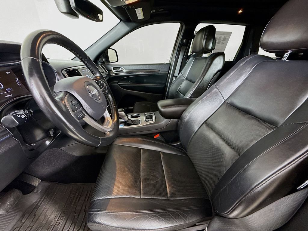 Used 2021 Jeep Grand Cherokee Limited w/ Luxury Group II AWD/4WD image 23