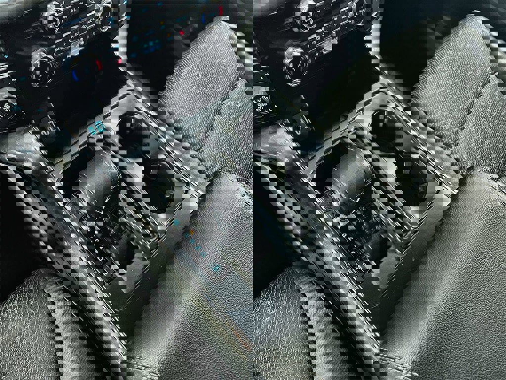 Used 2022 Ford F150 XLT w/ Equipment Group 302A High image 37