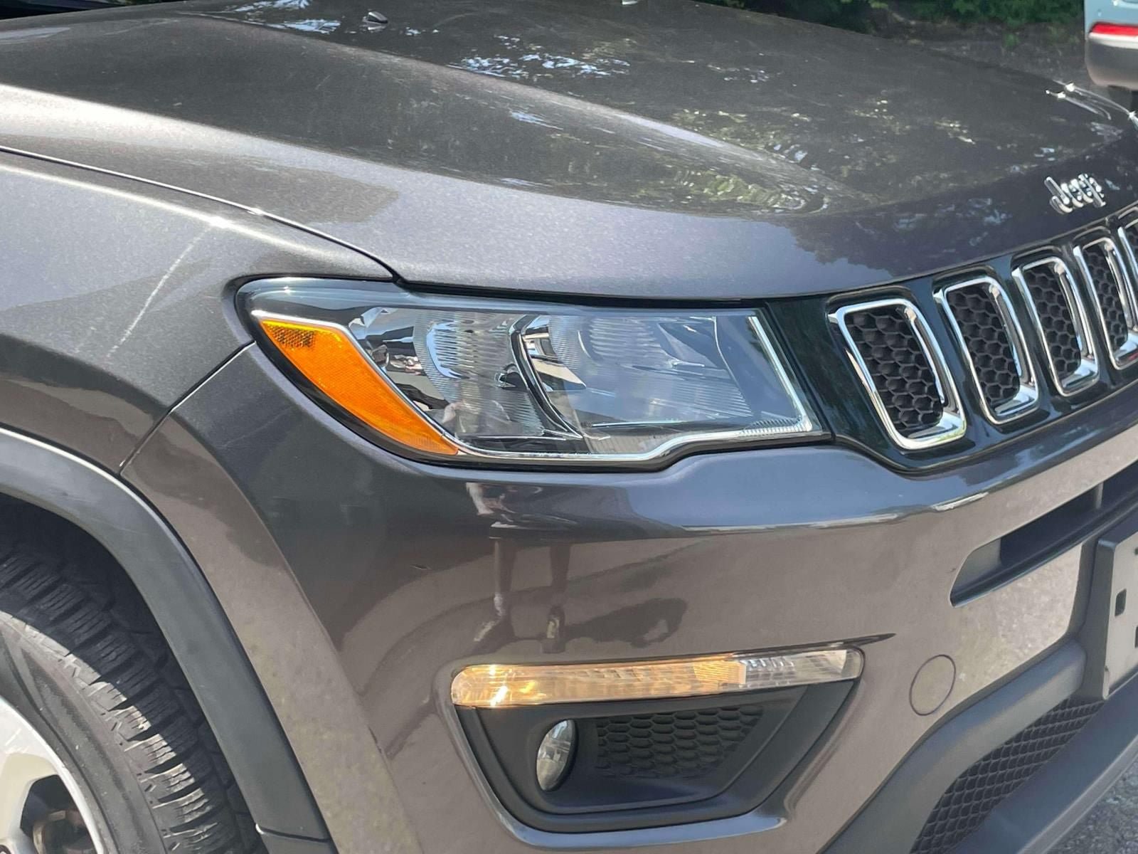 Used 2018 Jeep Compass Latitude w/ Popular Equipment Group AWD/4WD image 10