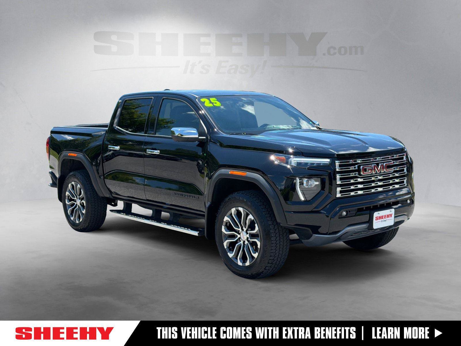 Certified 2025 GMC Canyon Denali AWD/4WD image 1