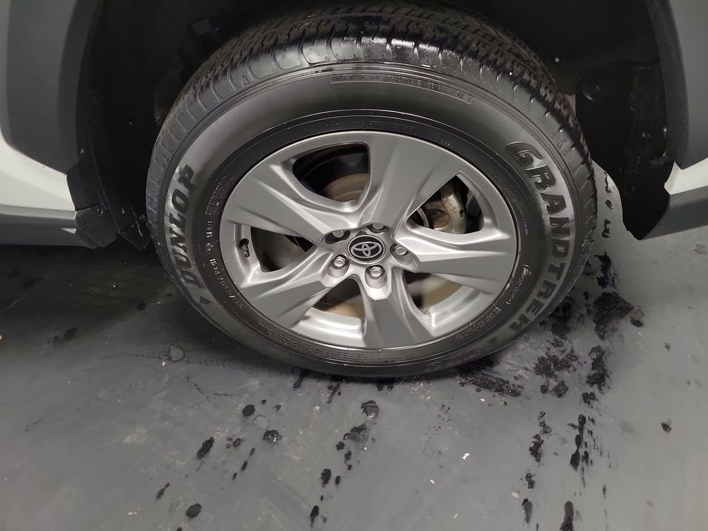 Used 2024 Toyota RAV4 XLE image 10