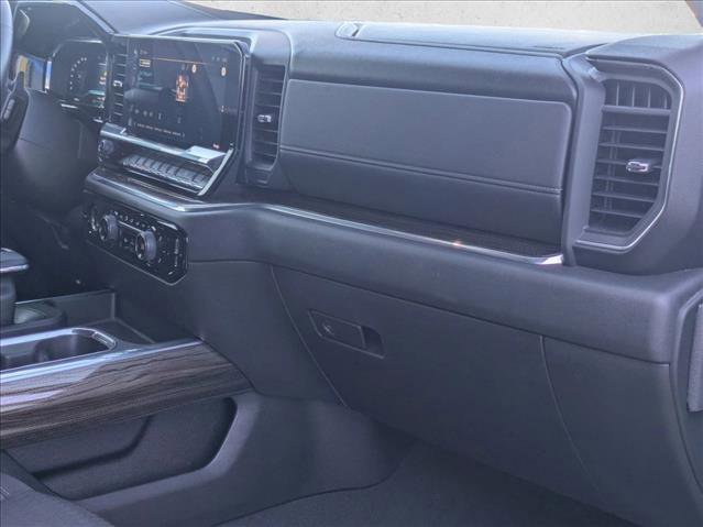 Used 2024 Chevrolet Silverado 1500 RST image 17