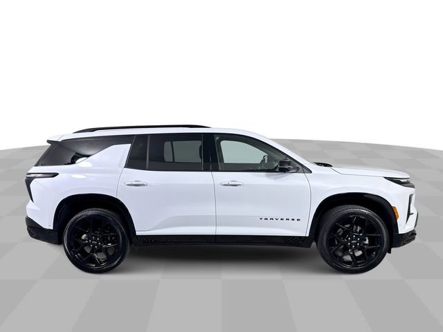 Used 2026 Chevrolet Traverse RS FWD image 9