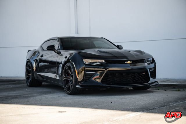 Used 2018 Chevrolet Camaro SS image 47