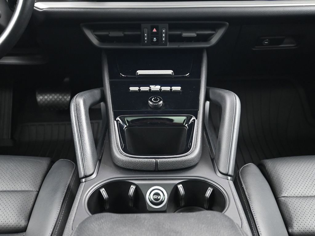 Certified 2024 Porsche Cayenne image 10
