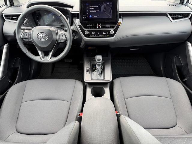 Certified 2026 Toyota Corolla Cross LE FWD image 20