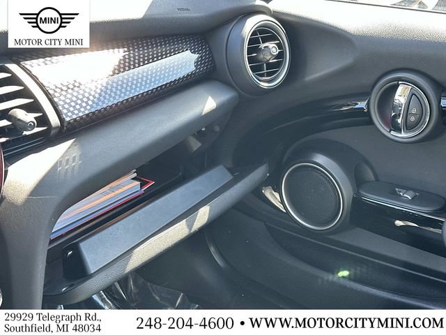 Used 2015 MINI Cooper S image 33