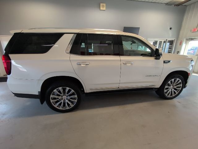 Used 2021 GMC Yukon Denali w/ Denali Premium Package AWD/4WD image 6