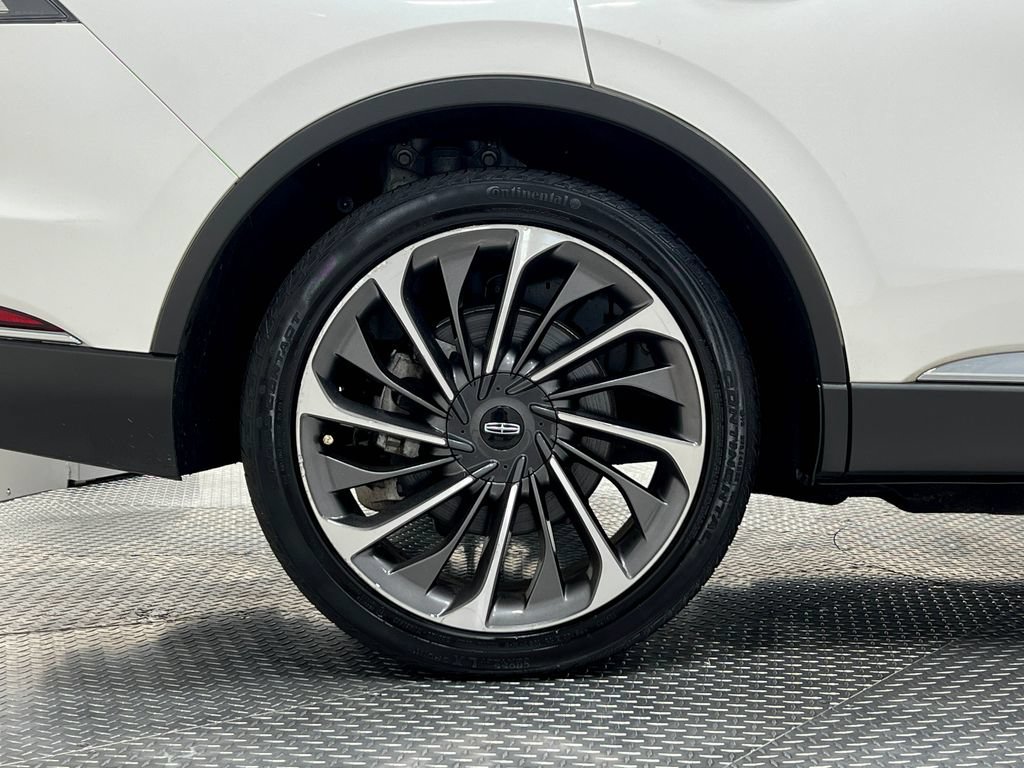 Used 2020 Lincoln Aviator Reserve w/ Elements Package Plus AWD/4WD image 36