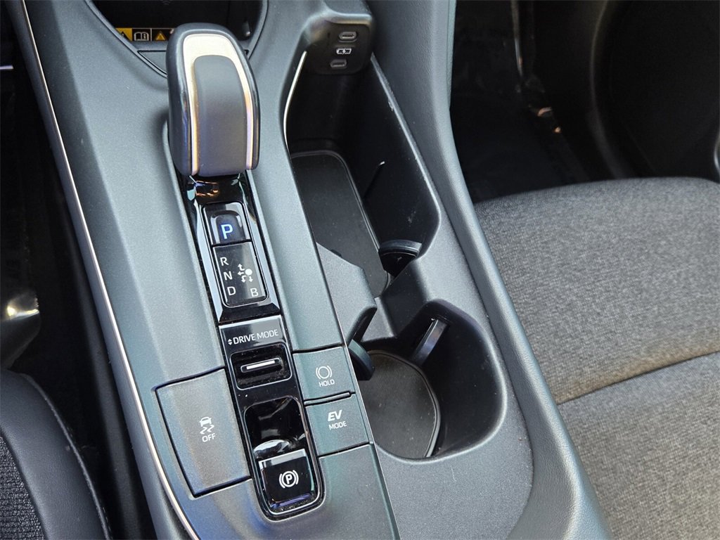 Used 2023 Toyota Crown XLE image 19