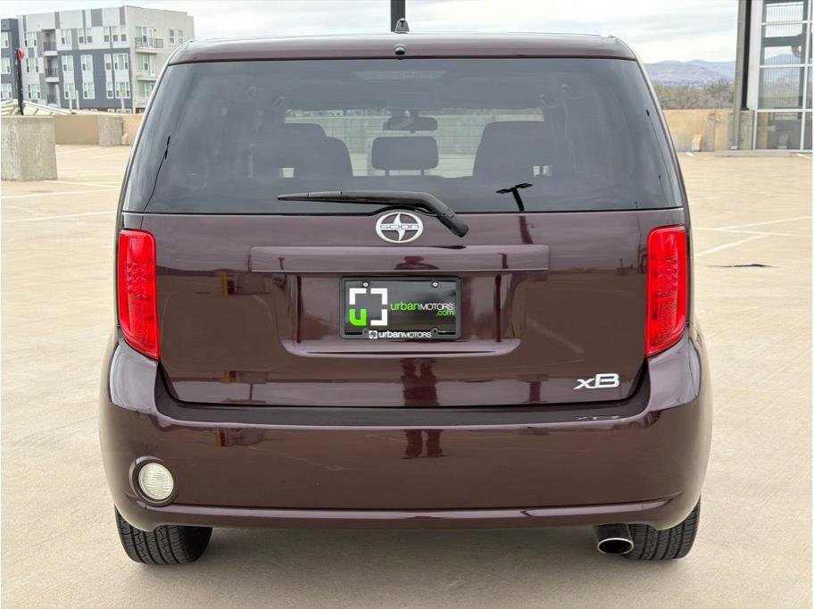 Used 2010 Scion xB Release Series 7.0 image 7