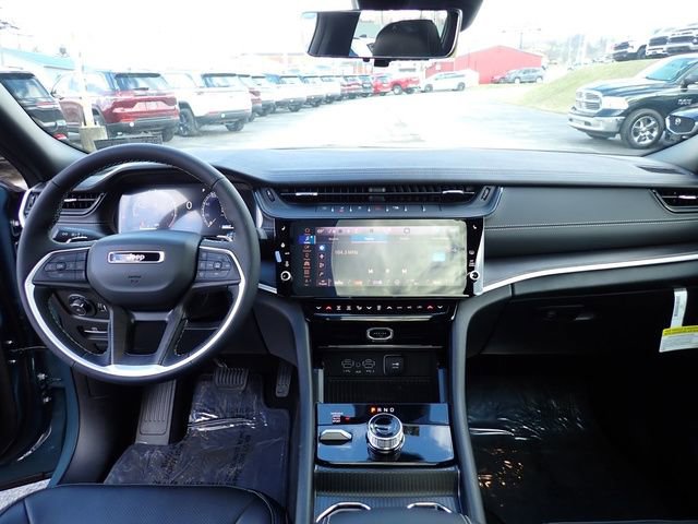 New 2026 Jeep Grand Cherokee Limited image 14