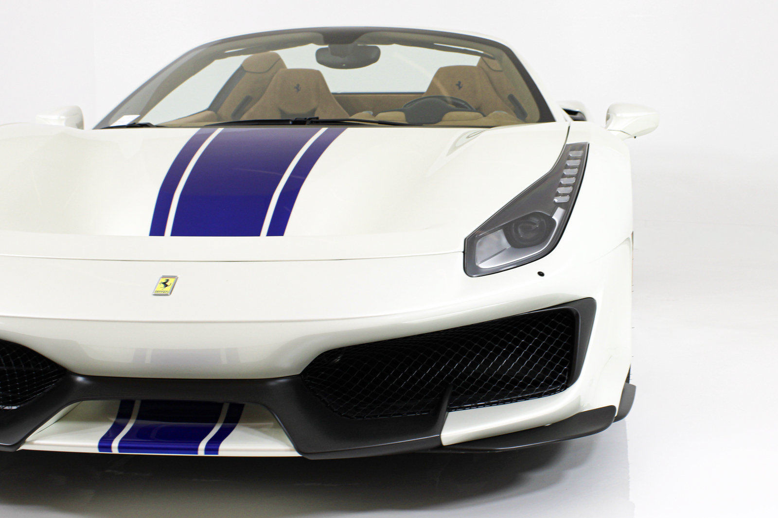 Certified 2020 Ferrari 488 Pista Spider RWD image 9