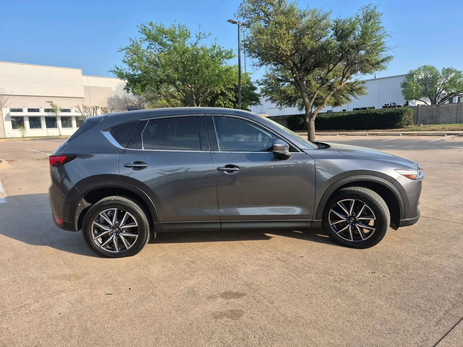 Used 2018 MAZDA CX-5 Grand Touring AWD/4WD image 5