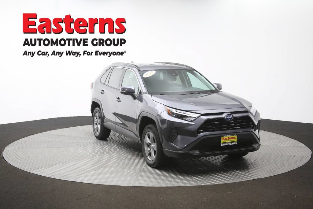 Used 2023 Toyota RAV4 LE AWD/4WD image 50