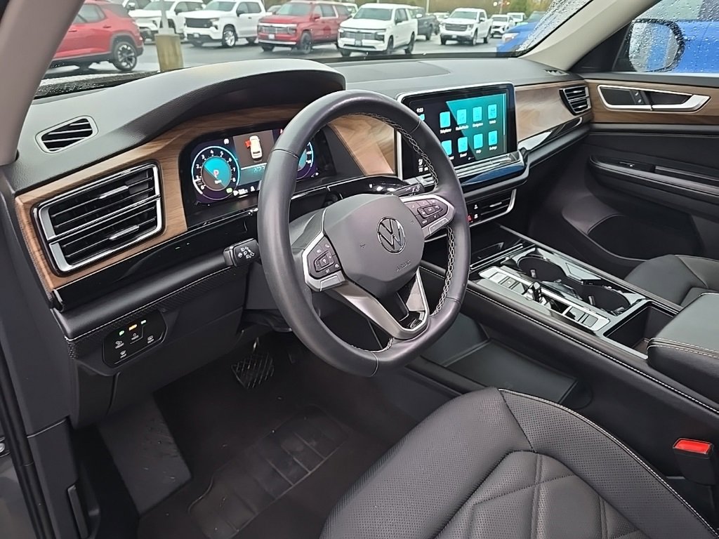 Used 2024 Volkswagen Atlas SE image 10